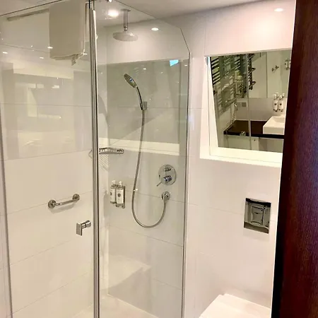 Marine 216 Seaview Διαμέρισμα *